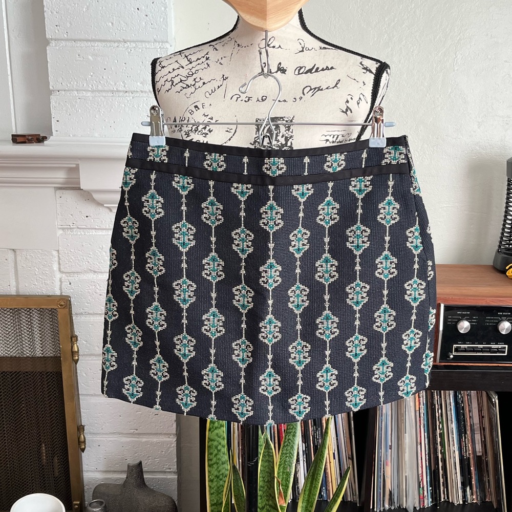 🌻3 for $25 SALE🌻- ZARA Skirt - Size L